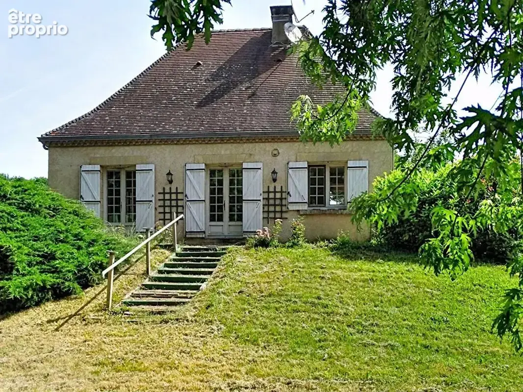 Maison à THONAC