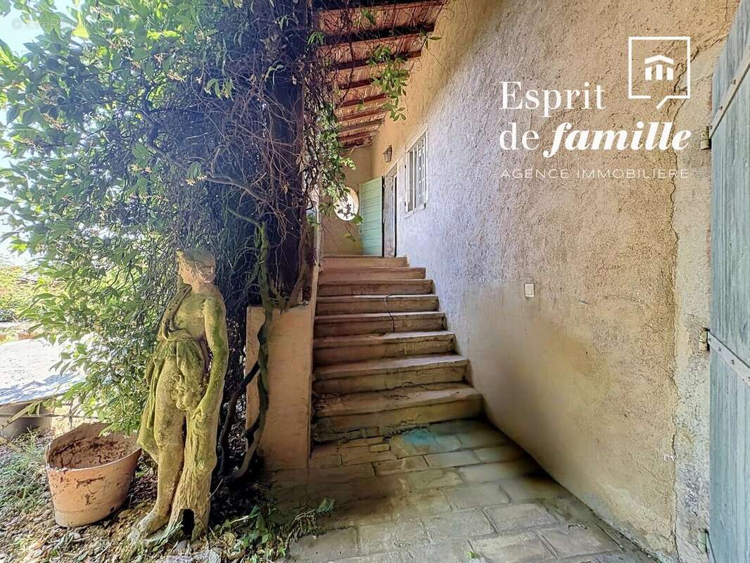 Maison à LENTILLY