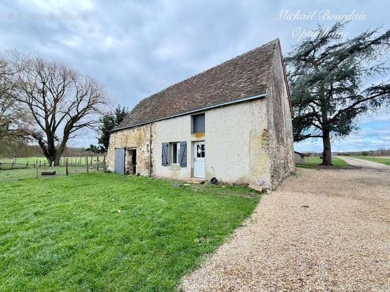 Maison à LUCHE-PRINGE