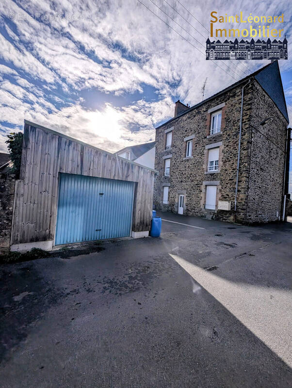 Appartement à FOUGERES