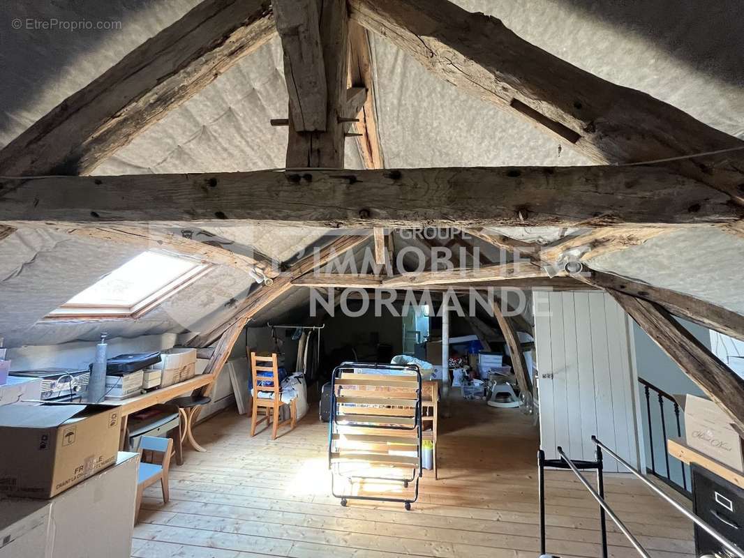 Maison à LA ROCHE-GUYON