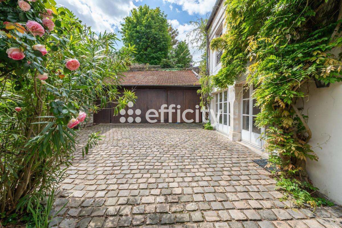 Maison 119 m² à Ville-D'avray  - photo 7