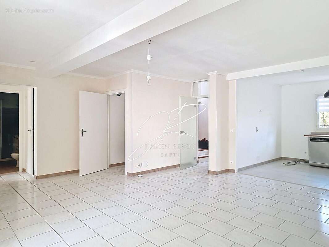 Photo 5 - Maison à SAUVIAN