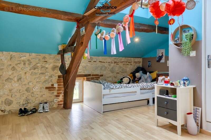 Propriete à vendre 11 pièces MONSEGUR (47) Propriété avec maison et maison d'amis de 260m2 habitables sur 12 757m² de terrain -  - photo 22