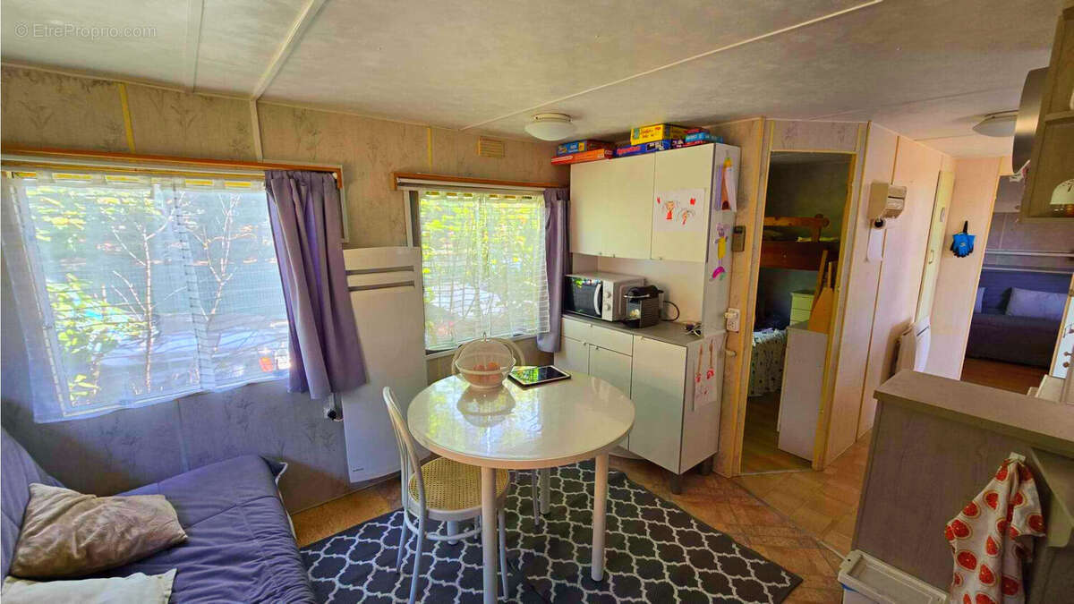 Coup de coeur au Castellet - Mobil-home avec terrain de 215 m² en pleine propriété - photo 10