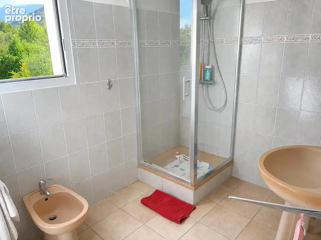 SAINT-FLORENT / Villa 6 pièces avec grand jardin arboré et piscine - photo 12