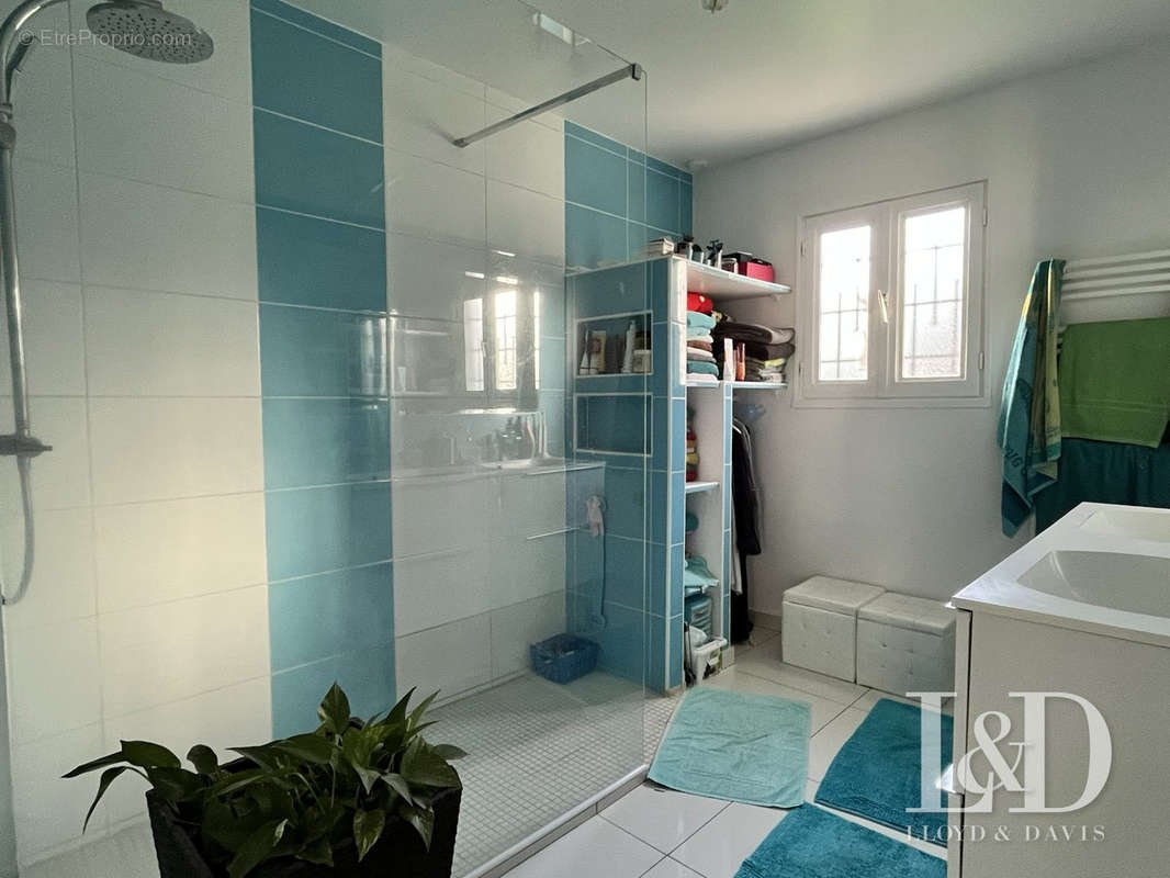 Maison à SAINT-CIERS-DE-CANESSE