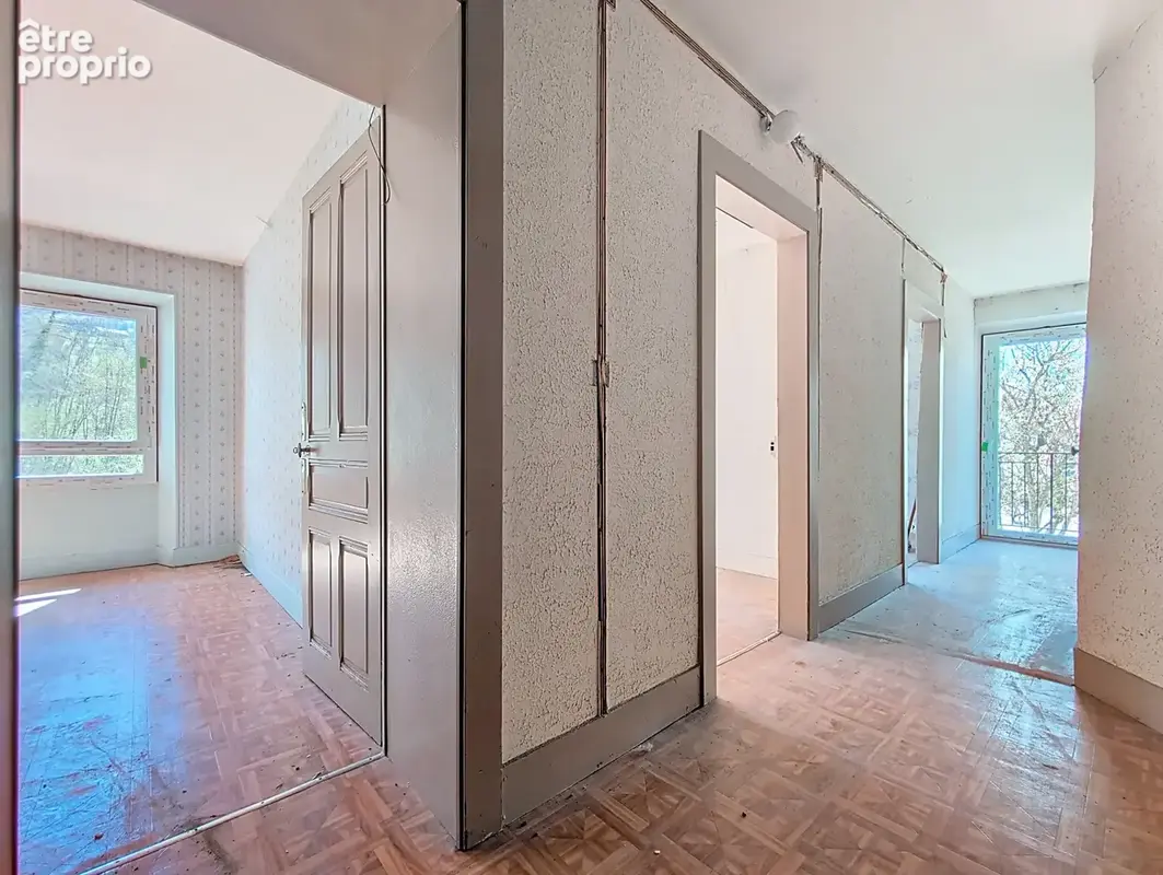 Maison de 150 m2 à personnaliser au coeur de Cusy - Jardin et stationnements - photo 9