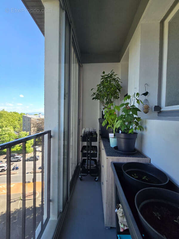 Appartement T4 - Dernier étage avec balcon - photo 7