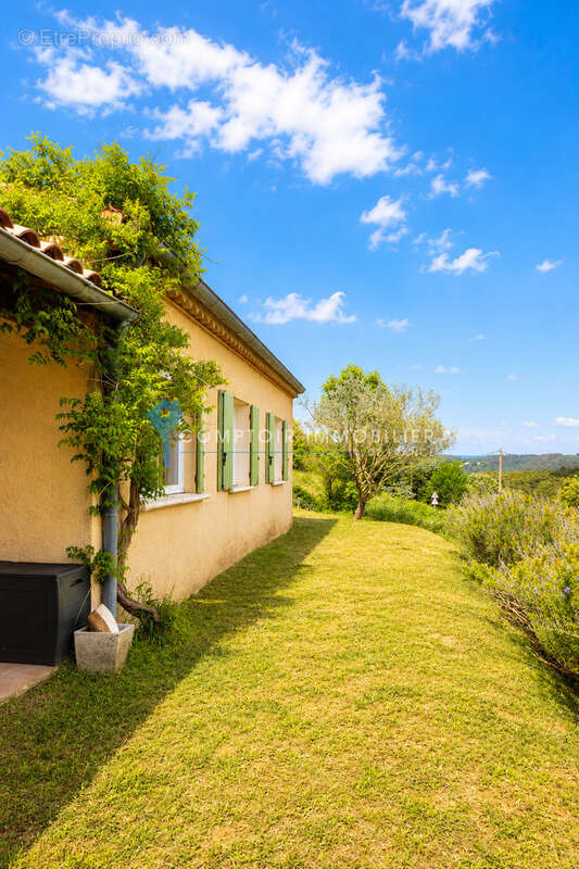 Maison à CHASSIERS