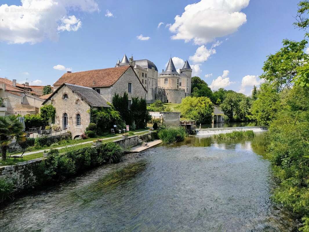 Maison à VERTEUIL-SUR-CHARENTE