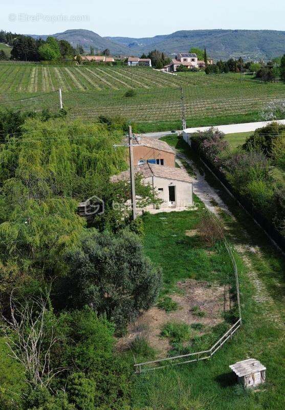 Maison à ALBA-LA-ROMAINE