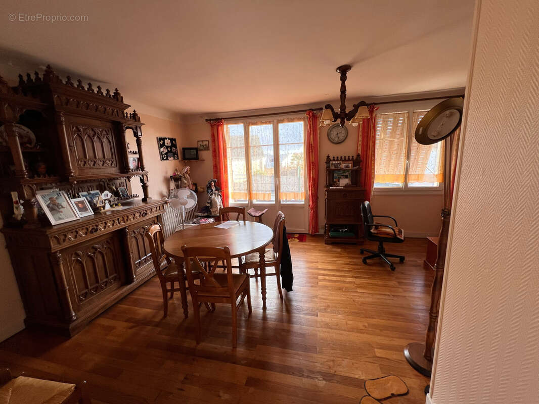 Maison à DERVAL