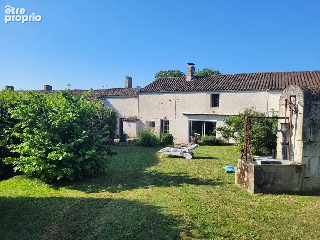 SAINT LAURENT DE LA PREE maison ancienne de 178 m² sur parcelle de 1650 m² - 2 garages - photo 18