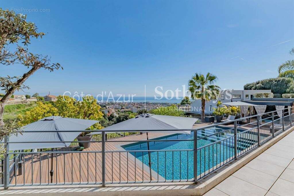 Cagnes-sur-Mer, villa vue mer au sein d'un domaine privé, piscine, proche Nice aéroport - photo 3