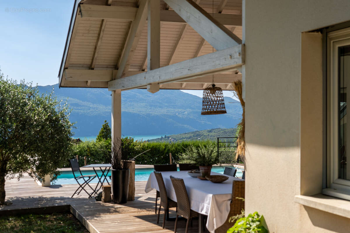 Hauteurs AIX LES BAINS - Villa familiale : panoramique sur le lac - piscine et jardin - photo 26
