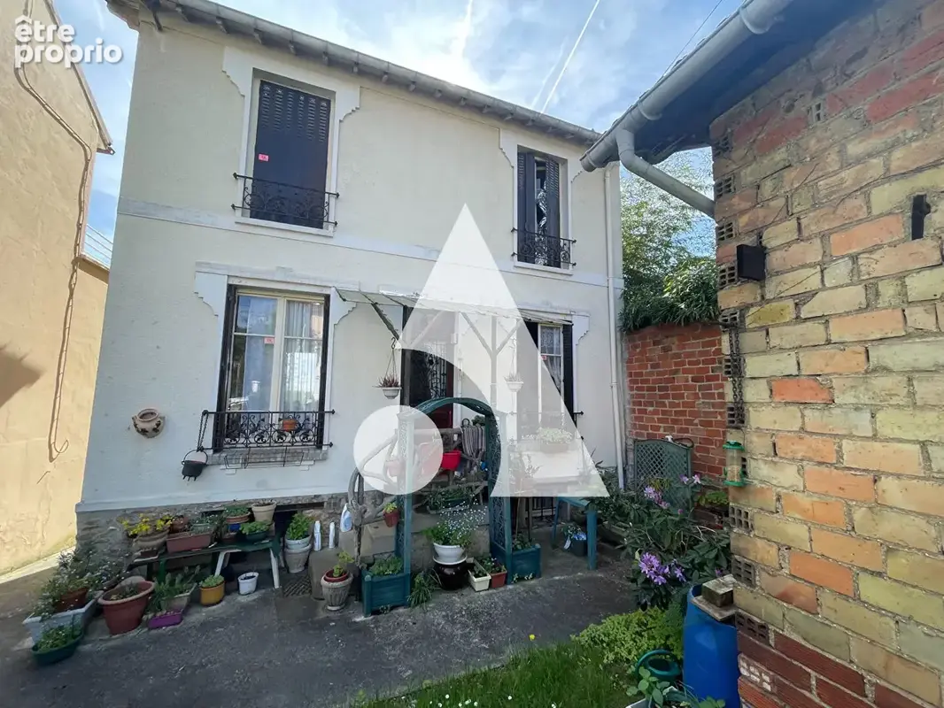 Maison à SUCY-EN-BRIE