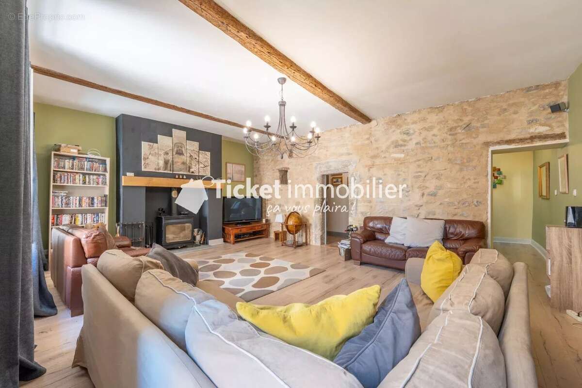 Maison à BIZE-MINERVOIS