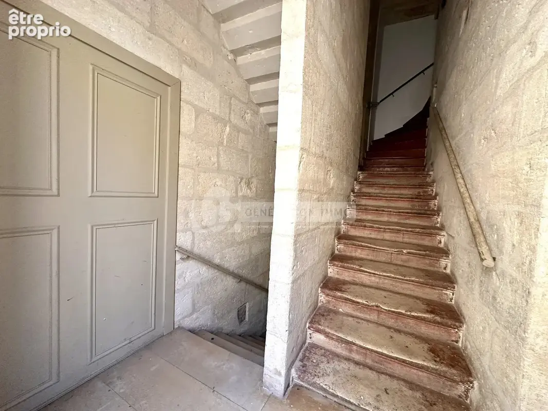 Appartement de charme de 110 m² à Beaucaire - photo 6
