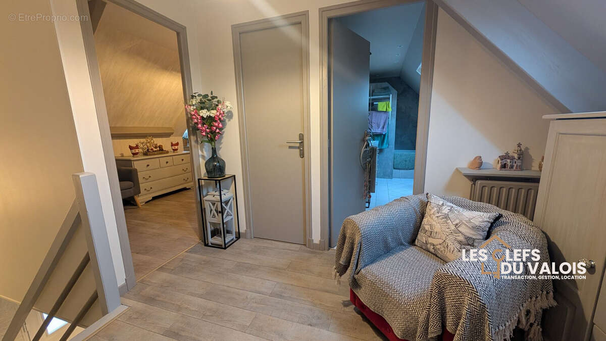 Maison à CREPY-EN-VALOIS