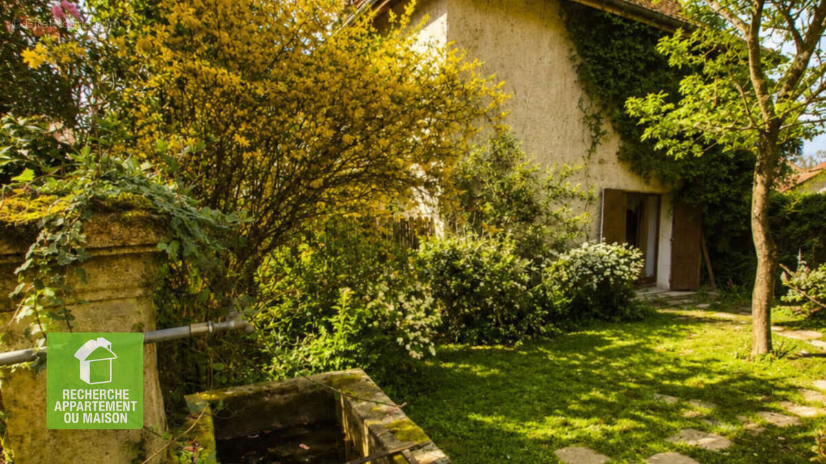 Maison à LES AVENIERES