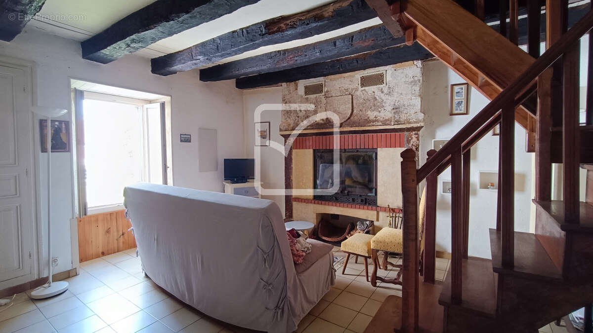 Maison à CUBJAC