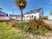 Maison à VILLEBERNIER