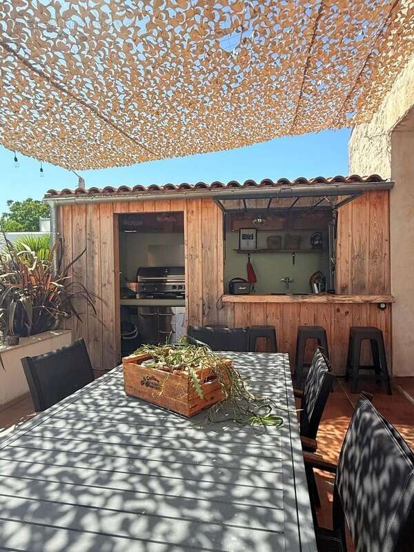 Maison à CROIX-CHAPEAU