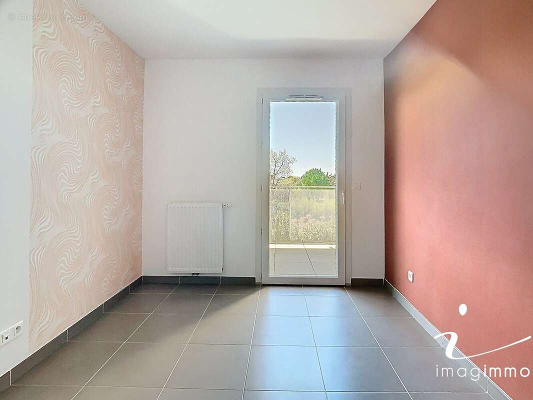Appartement à JUVIGNAC