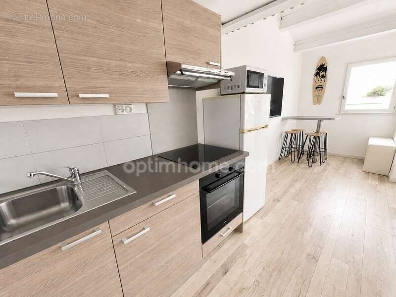 Appartement rénové 29m2 – Dernier étage avec balcon et parking privatif CAP D'AGDE (34) - photo 4