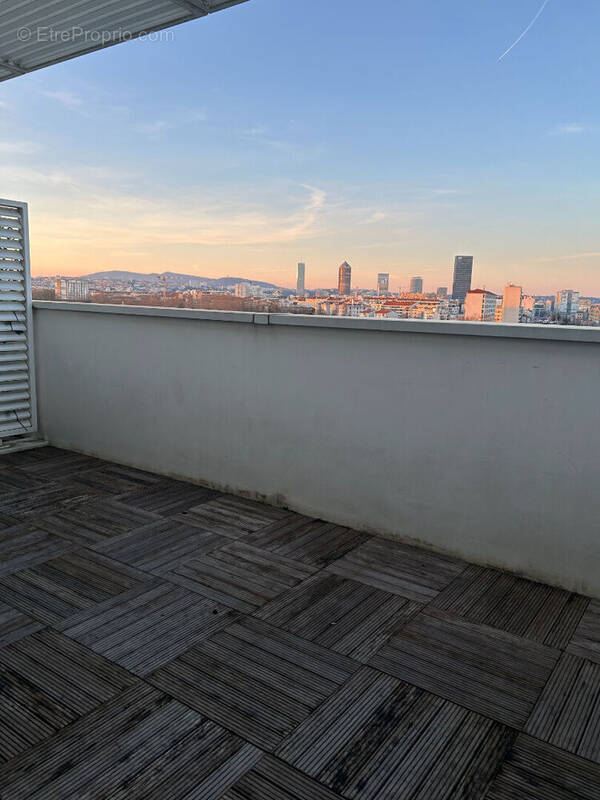 Appartement à LYON-8E