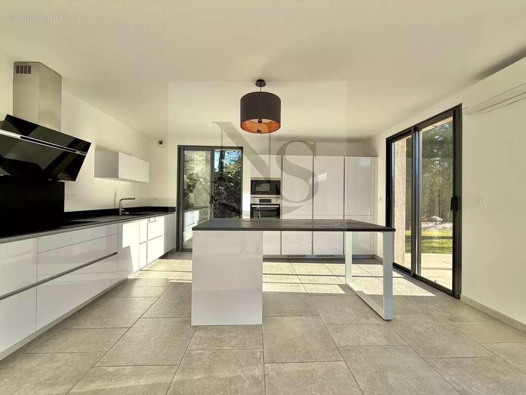 Maison à AIX-EN-PROVENCE