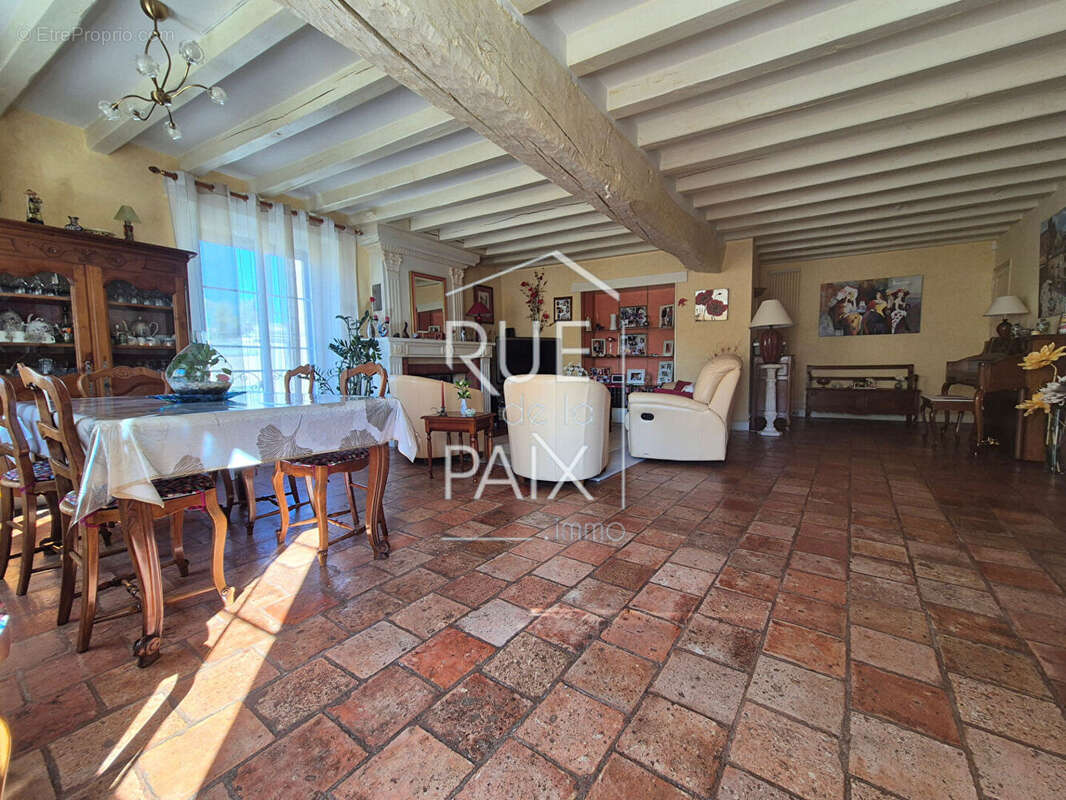 Maison Loudun - 4 chambres - 169 m2 - photo 4