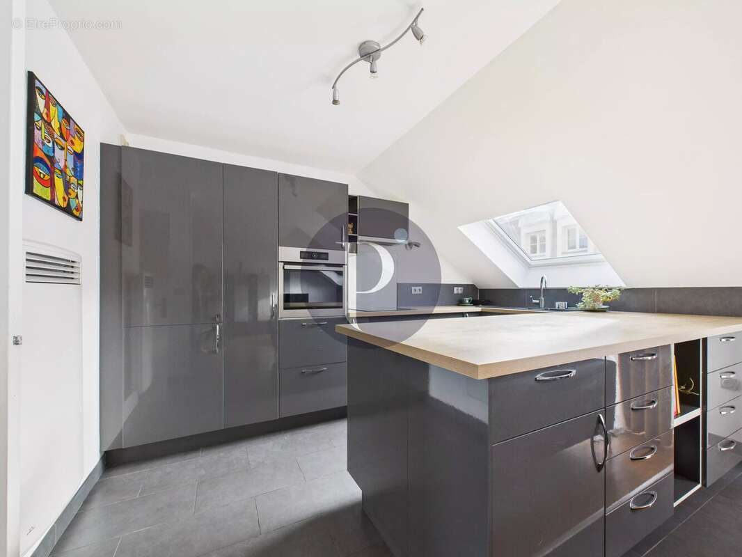 Appartement à LE PLESSIS-ROBINSON