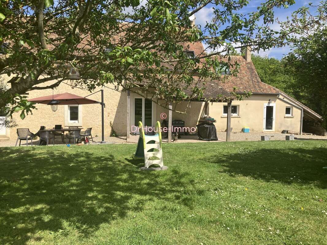 Maison 145 m² à Monhoudou  - photo 30