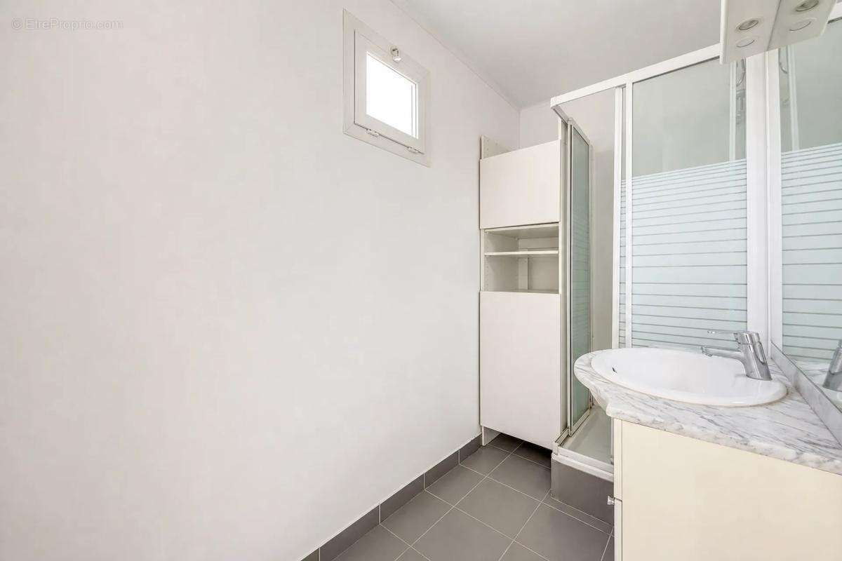 Appartement à SAINT-OUEN