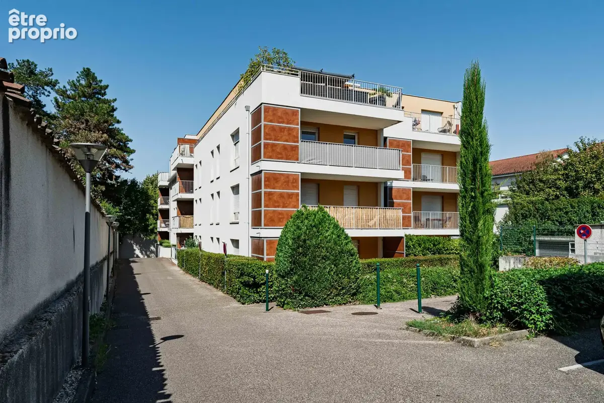 Appartement à TASSIN-LA-DEMI-LUNE