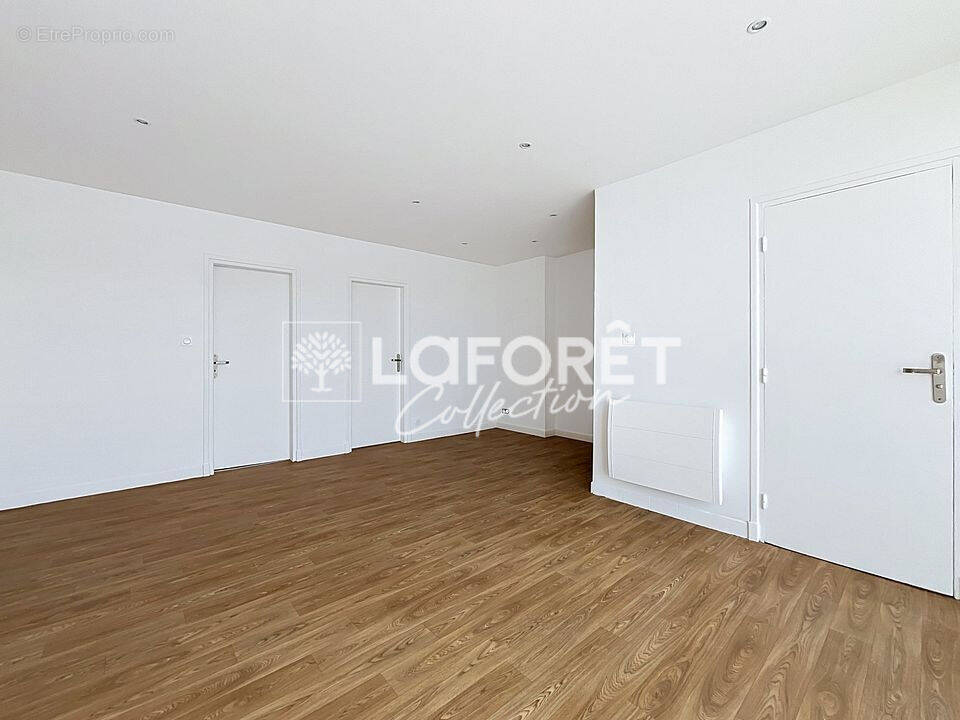 Appartement Camiers 3 pièce(s) 58 m2 - photo 1