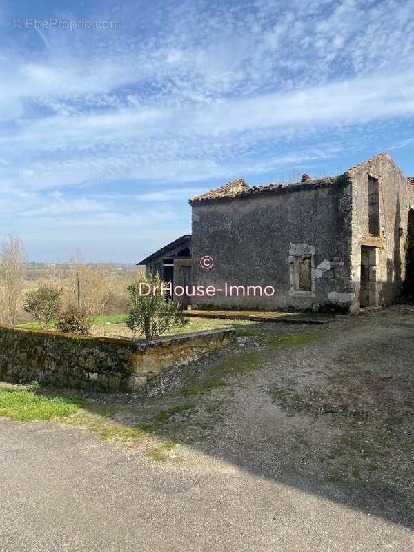 Maison à SAINT-SALVY