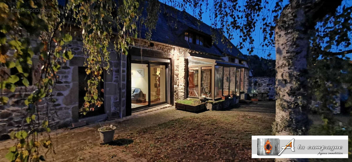 Maison à GOUTTIERES