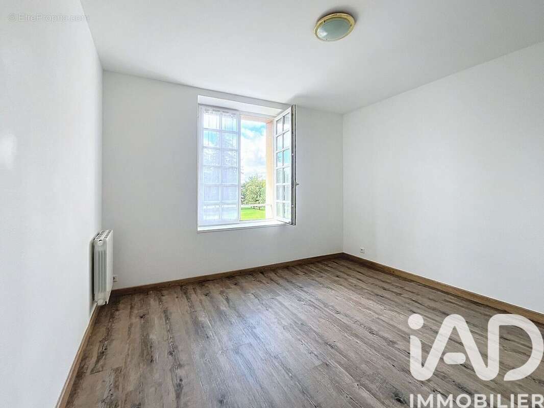 Maison 104 m² à Saint-Herblain  - photo 9