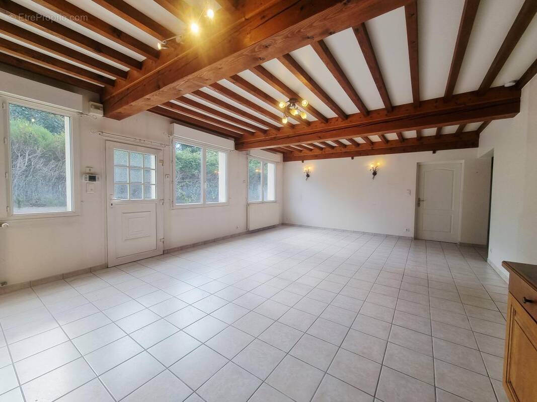 Maison à VILLARS-LES-DOMBES