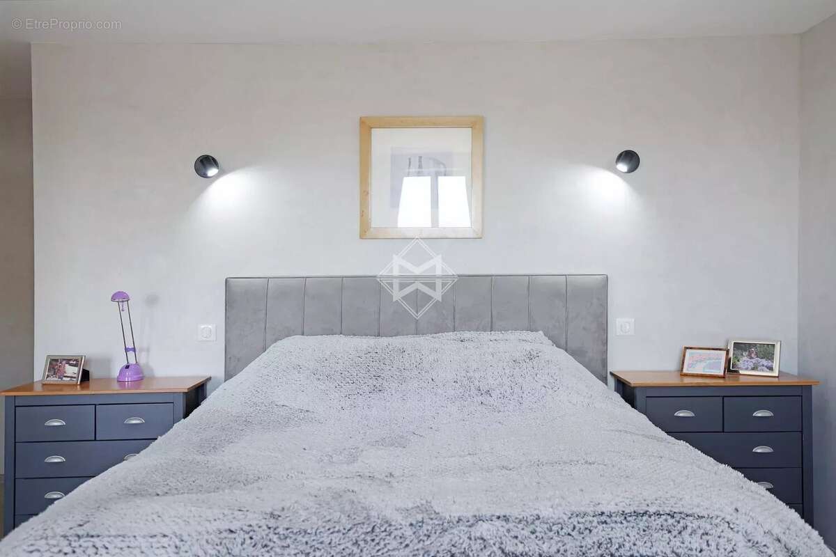 Maison à TOURRETTES