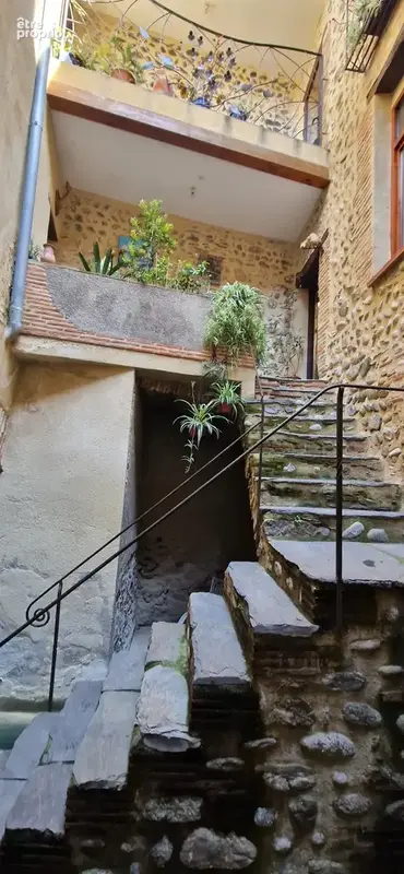 Exclusivité Ille Sur Têt - Coup de Coeur pour cette Superbe rénovation Atypique de 142 m2 avec patio et Terras - photo 14