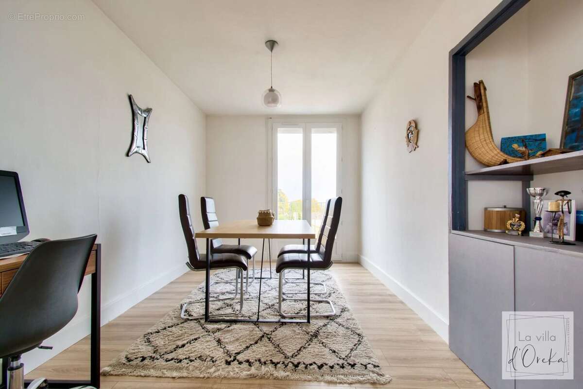 Appartement à VILLENAVE-D'ORNON