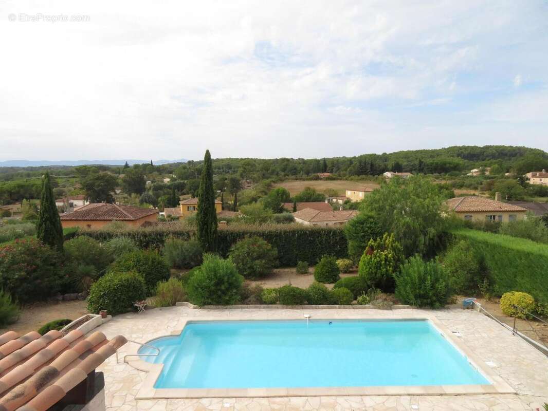   - Maison à DRAGUIGNAN