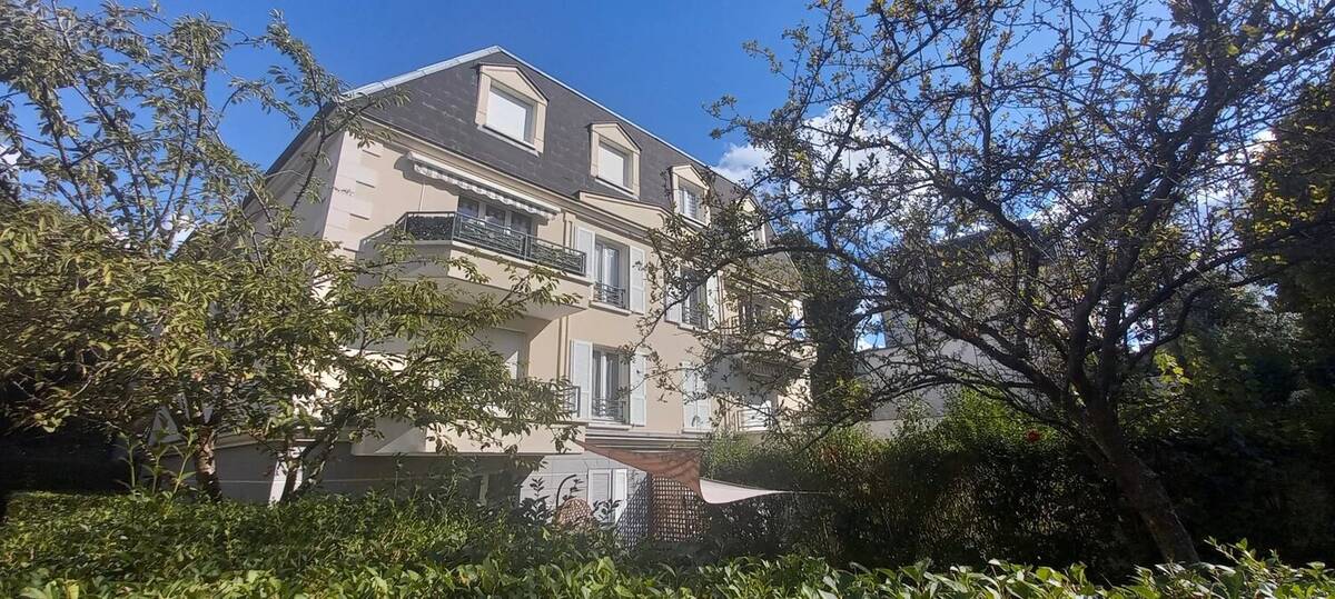 Appartement à LE RAINCY