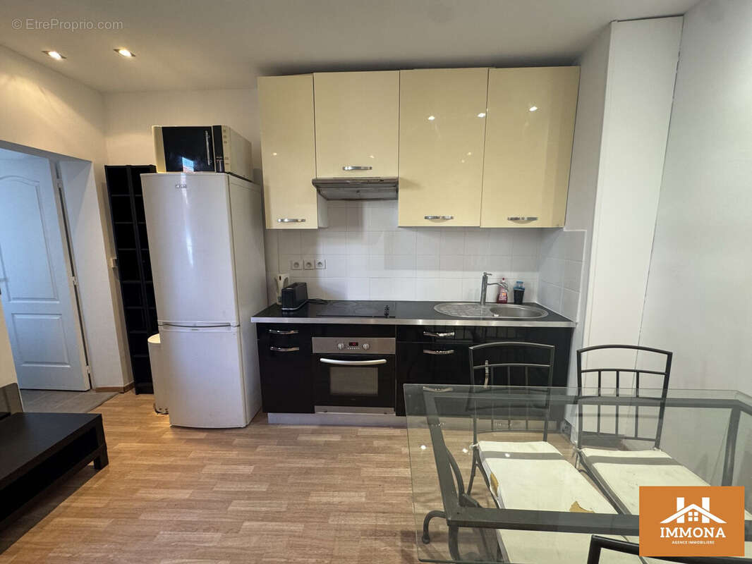 Appartement à AUBERVILLIERS