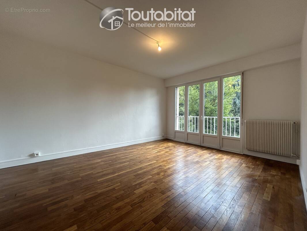 Appartement à CHARLEVILLE-MEZIERES