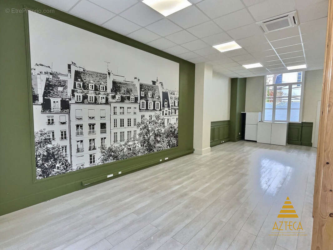 Local rez-de-chaussée  - Appartement à CAMBRAI